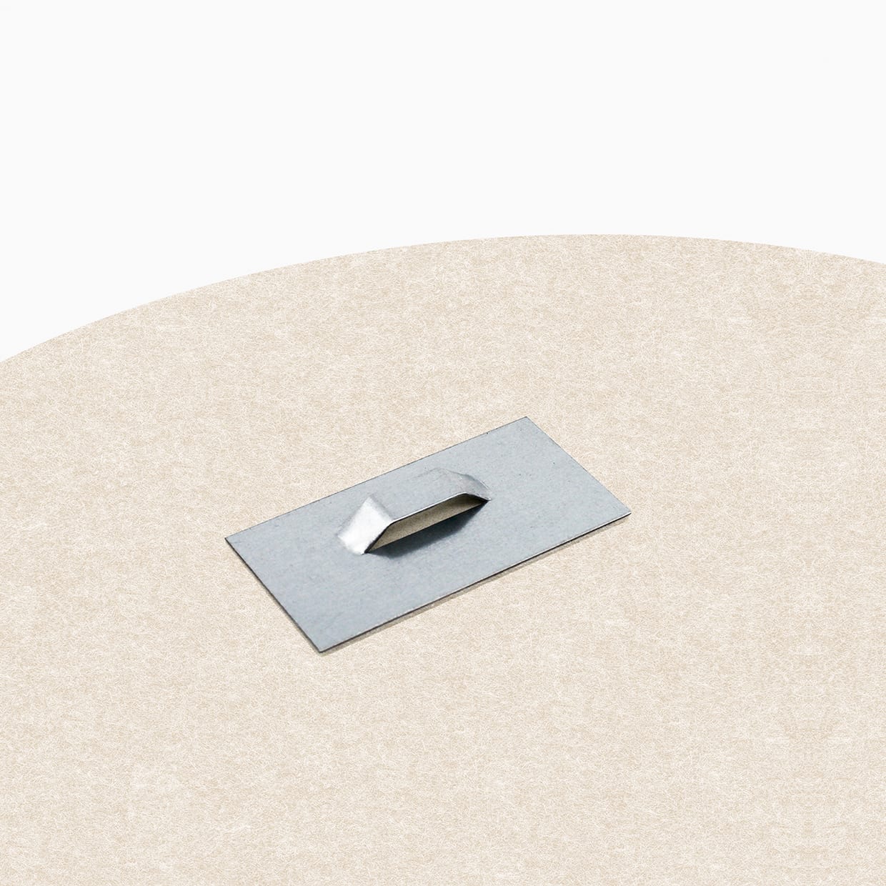 Ophangsysteem gemonteerd op een Water Chestnut Vilt Art Rond