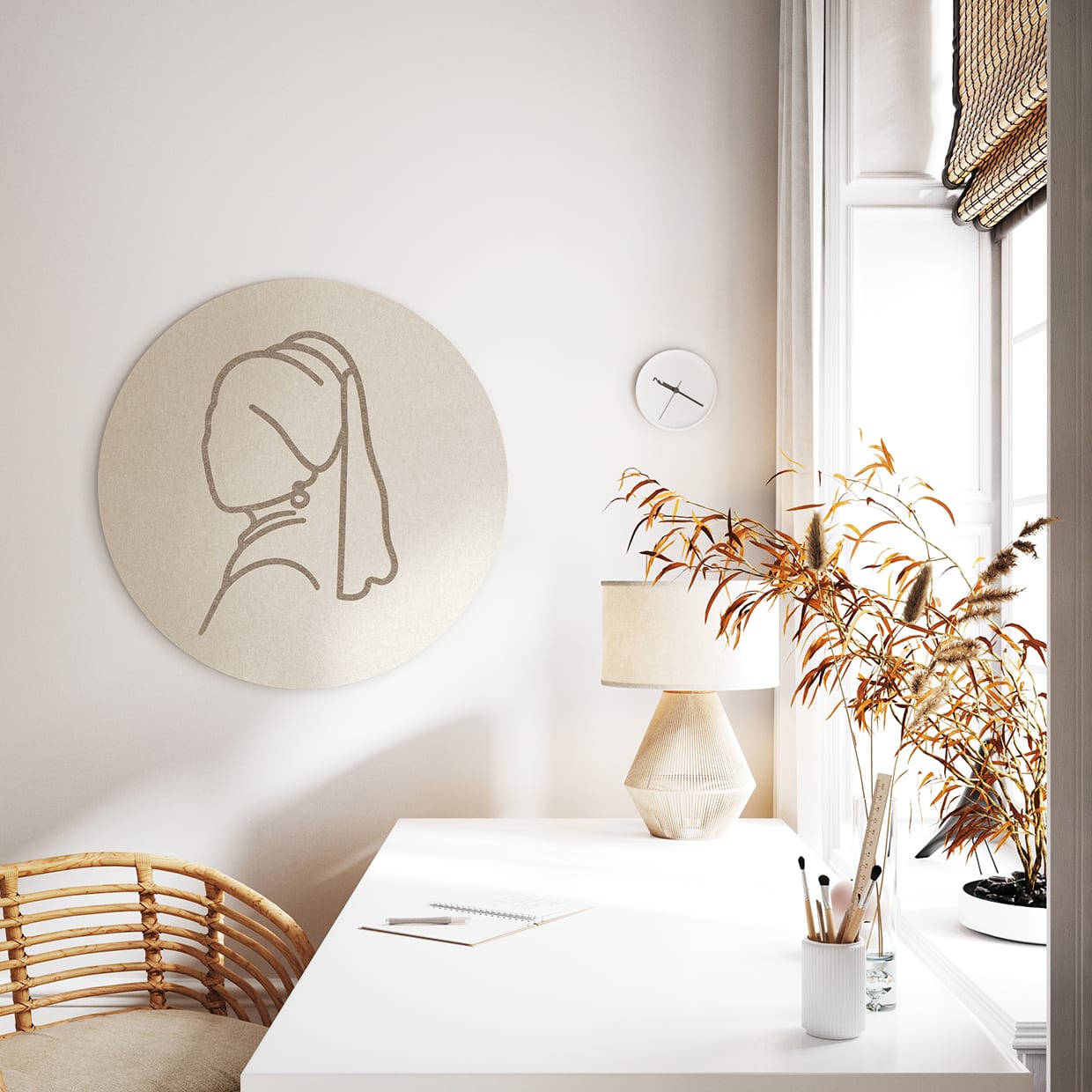 Een Water Chestnut met Stone Taupe accent Contrast Vilt Art in een lichte kamer